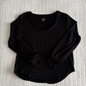 GAP Black Long Sleeve Tee